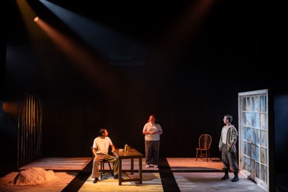 Fear and Misery of the Third Reich — production photo 6